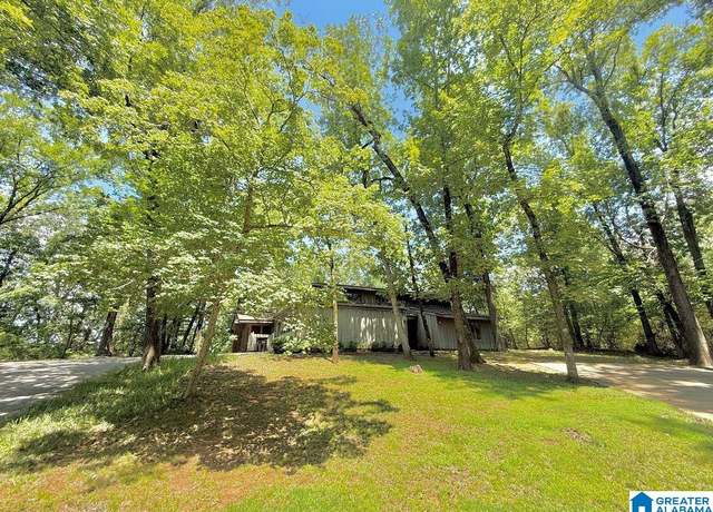 Property at 4274 Old Leeds Rd, Mountain Brook, AL 35213, 4 beds, 3.5 baths