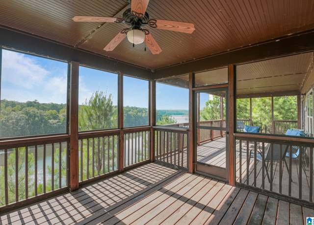 Property at 3508 Waters Rd, Clanton, AL 35046, 6 beds, 3 baths
