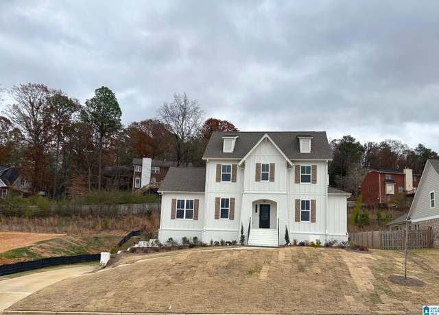 Property at 501 Ramsgate Dr, Alabaster, AL 35114, 5 beds, 4.5 baths