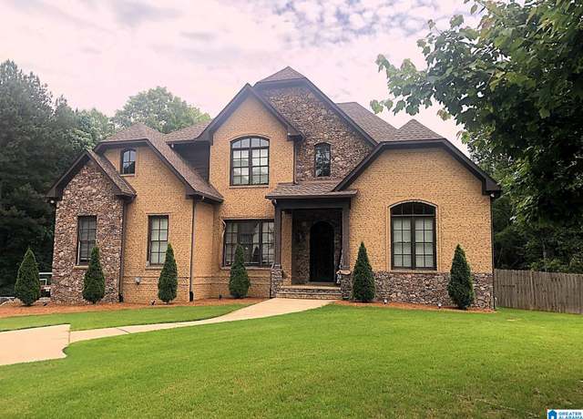 Property at 2017 Kingston Ct, Chelsea, AL 35043, 6 beds, 5.5 baths
