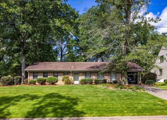Property at 3808 Cromwell Dr, Mountain Brook, AL 35243, 3 beds, 2 baths