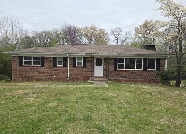 Property at 2102 5th Way NW, Center Point, AL 35215, 3 beds, 2 baths