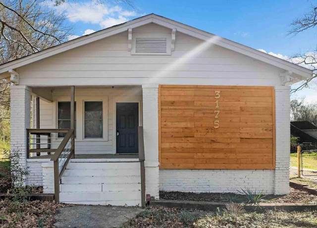 Property at 3175 Allison Bonnett Memorial Dr, Hueytown, AL 35023, 3 beds, 2 baths