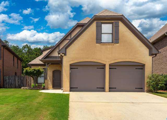 Property at 2055 Chalybe Way, Hoover, AL 35226, 4 beds, 2.5 baths