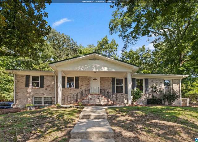 Property at 608 Stonehaven Rd, Hoover, AL 35226, 4 beds, 2 baths
