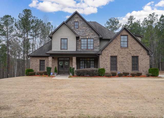 Property at 261 Grey Oaks Dr, Pelham, AL 35124, 5 beds, 3 baths