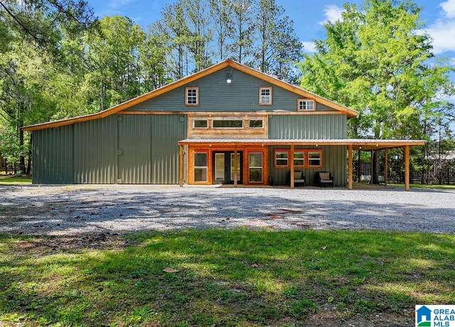 Property at 451 Paradise Point Dr, Columbiana, AL 35051, 4 beds, 2 baths