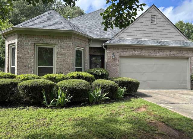 Property at 4182 Shinnecock Cir, Bessemer, AL 35022, 3 beds, 2 baths