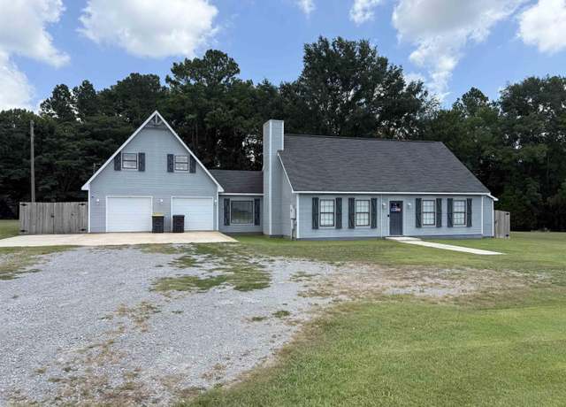 Property at 35 Iron Man Rd, Hartselle, AL 35640, 5 beds, 4 baths
