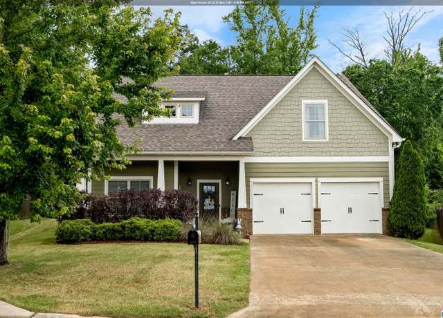 Property at 300 Braddock Rd W, Springville, AL 35146, 5 beds, 3 baths