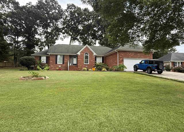 Property at 5039 Red Oak Dr, Oxford, AL 36203, 4 beds, 2 baths