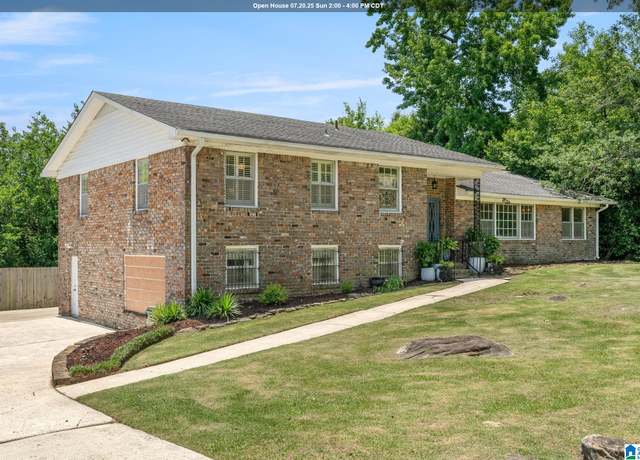 Property at 1825 Cedarwood Rd, Vestavia Hills, AL 35216, 3 beds, 3 baths