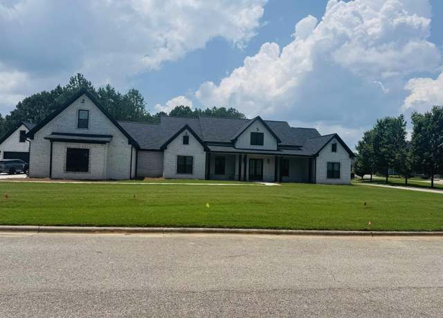 Property at 668 Highland Lks, Anniston, AL 36207, 4 beds, 4.5 baths