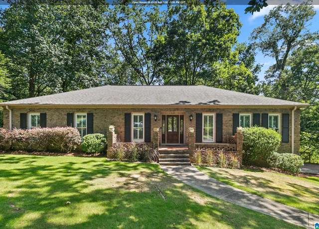 Property at 2649 Foothills Dr, Hoover, AL 35226, 4 beds, 3.5 baths