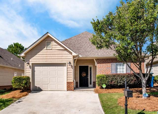 Property at 1050 Fairbank Ln, Chelsea, AL 35043, 3 beds, 2 baths