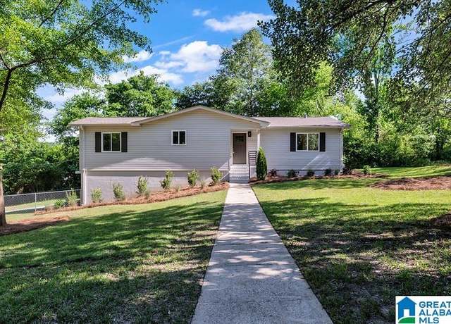 Property at 721 Bluff Park Rd, Hoover, AL 35226, 4 beds, 2 baths