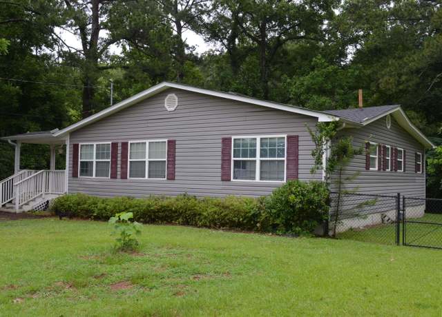 Property at 8795 Bradford Trafford Rd, Pinson, AL 35126, 3 beds, 2 baths