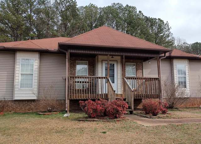 Property at 193 Indian Hills Rd, Hayden, AL 35079, 3 beds, 2 baths