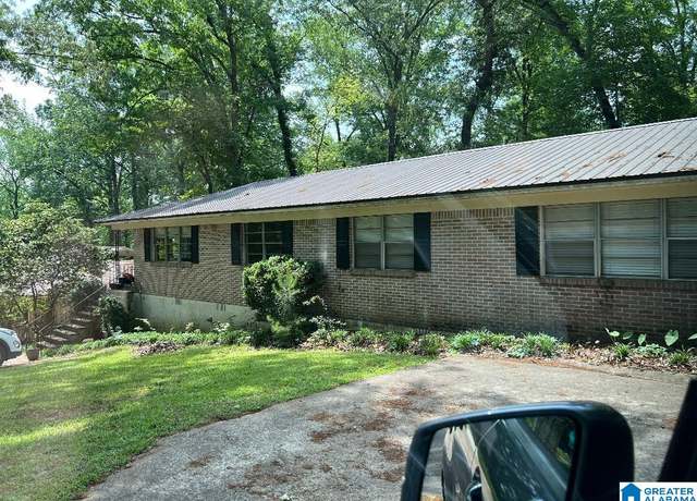 Property at 2963 Donita Dr, Vestavia Hills, AL 35243, 3 beds, 1 bath