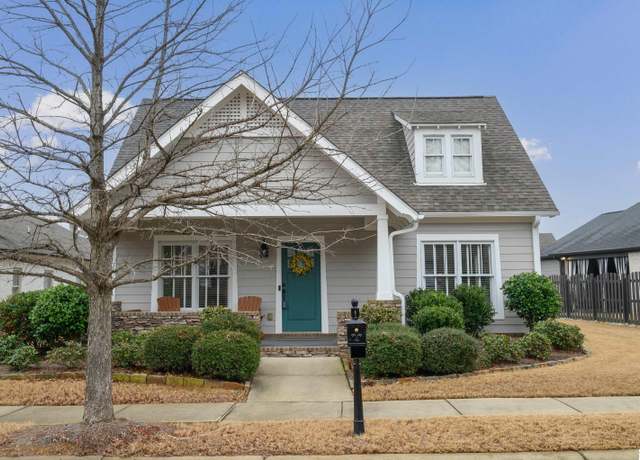 Property at 2633 Montauk Rd, Hoover, AL 35226, 3 beds, 2 baths