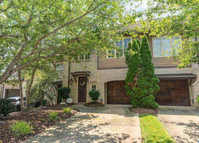 Property at 1020 Townes Ct, Birmingham, AL 35242, 3 beds, 3.5 baths