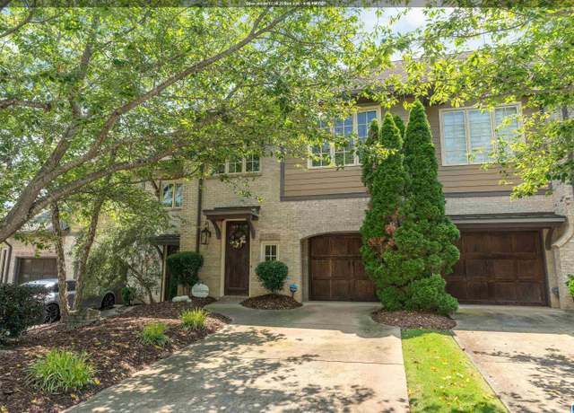 Property at 1020 Townes Ct, Birmingham, AL 35242, 3 beds, 3.5 baths