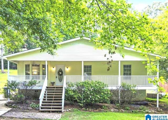 Property at 6256 Alabama Dr, Trussville, AL 35173, 3 beds, 2 baths