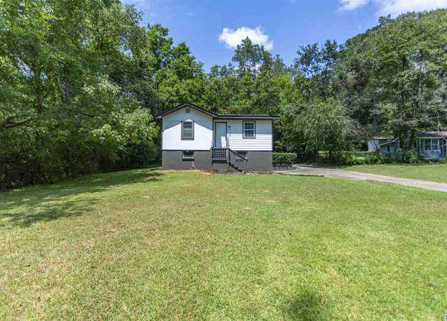 Property at 1939 Dunbar Ave, Birmingham, AL 35214, 3 beds, 2 baths