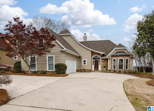 Property at 204 Shades Crest Rd, Hoover, AL 35226, 4 beds, 3.5 baths