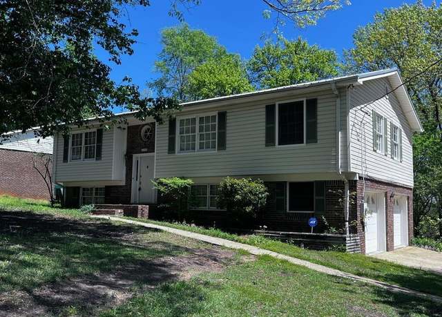 Property at 3921 Rock Ridge Rd, Irondale, AL 35210, 3 beds, 2 baths