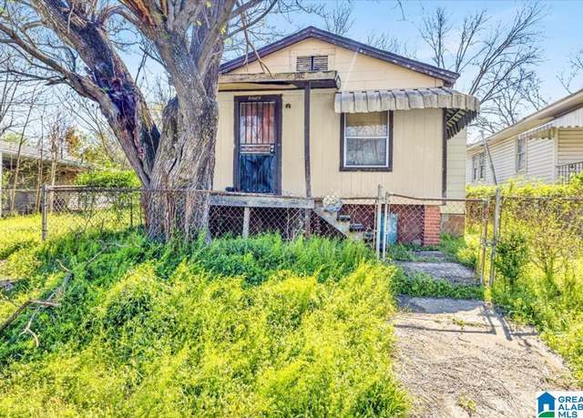 Property at 3009 Carolina Ave, Bessemer, AL 35020, 2 beds, 1 bath