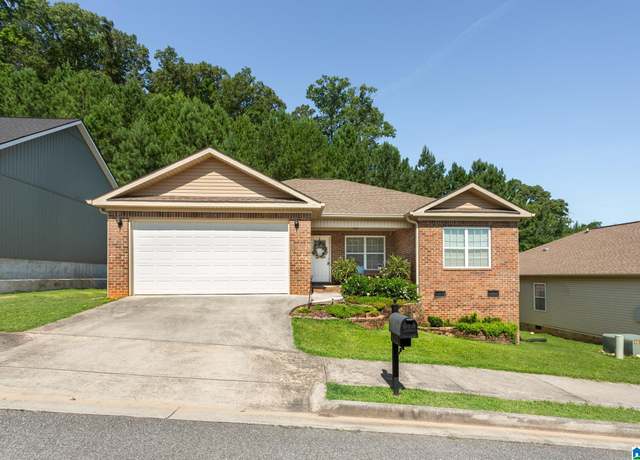 Property at 112 Lindy Ln, Oxford, AL 36203, 3 beds, 2 baths