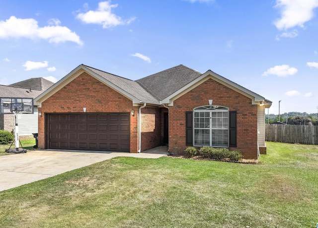 Property at 12370 Huntington Village Dr, Northport, AL 35475, 3 beds, 2 baths