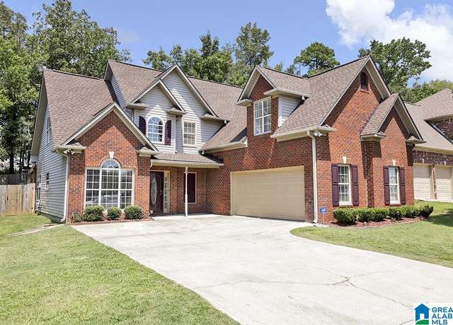 Property at 138 Savannah Ln, Calera, AL 35040, 4 beds, 2.5 baths