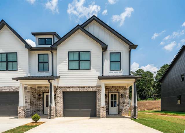 Property at 22130 Village Pkwy, Helena, AL 35080, 3 beds, 2.5 baths