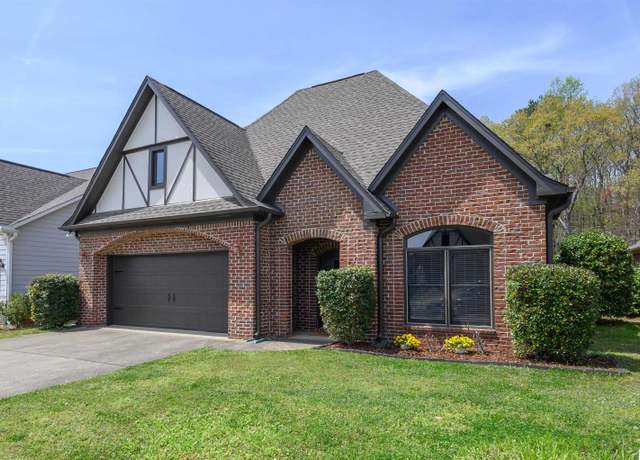 Property at 1230 Overlook Dr, Trussville, AL 35173, 3 beds, 2 baths