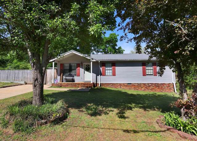 Property at 336 Sleepy Hollow Cir, Oxford, AL 36203, 3 beds, 2 baths