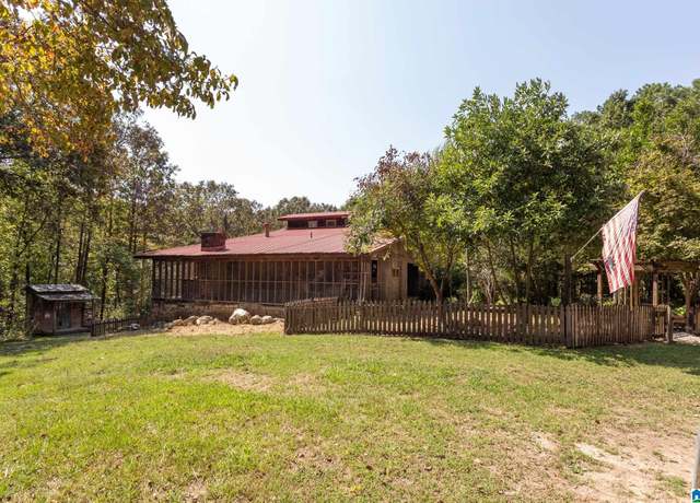 Property at 780 Ivey Way, Munford, AL 36268, 3 beds, 2.5 baths