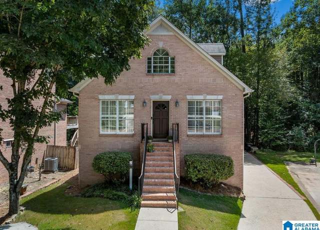 Property at 2613 Vestbrook Cir, Vestavia Hills, AL 35243, 4 beds, 2 baths