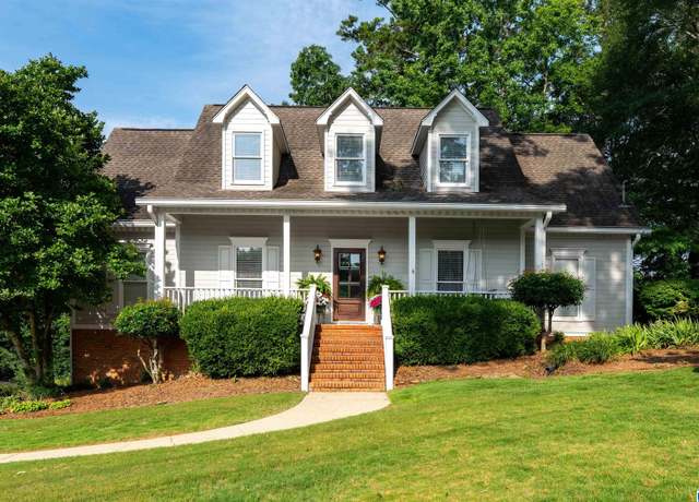 Property at 100 Redwood Dr, Trussville, AL 35173, 4 beds, 2.5 baths