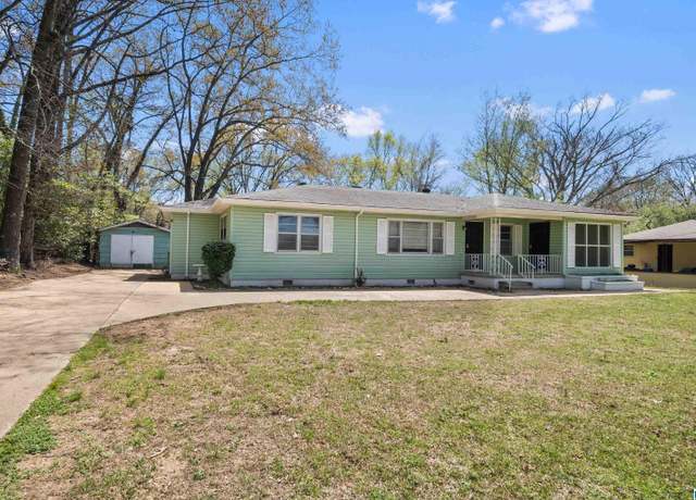 Property at 221 Maple Way, Center Point, AL 35215, 3 beds, 1 bath