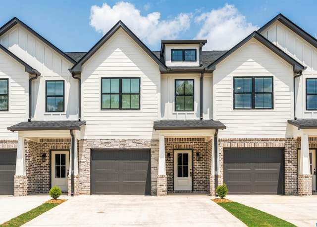 Property at 22133 Village Pkwy, Helena, AL 35080, 3 beds, 2.5 baths