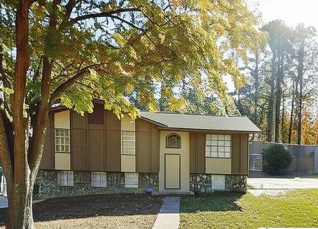 Property at 800 Azalea Ln, Adamsville, AL 35005, 3 beds, 2 baths