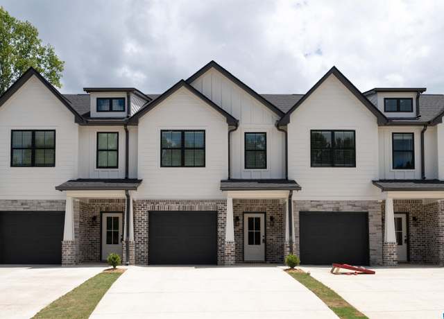 Property at 22134 Village Pkwy, Helena, AL 35080, 3 beds, 2.5 baths