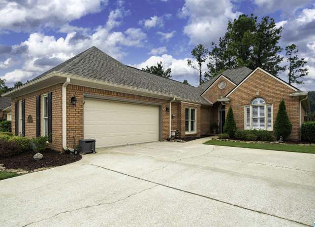 Property at 212 Crest Lake Dr, Hoover, AL 35244, 2 beds, 2 baths