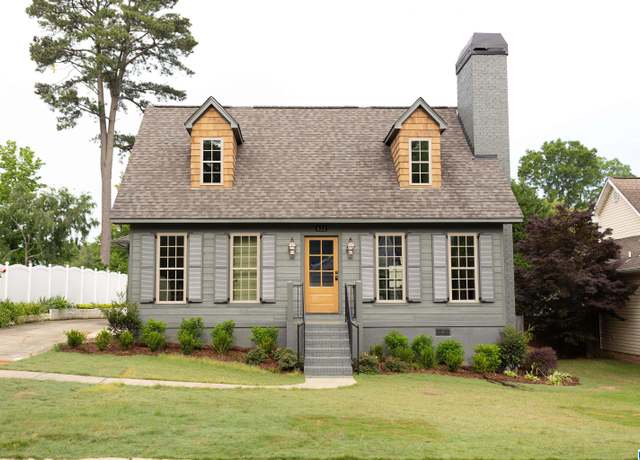 Property at 832 Cobb St, Homewood, AL 35209, 4 beds, 3.5 baths