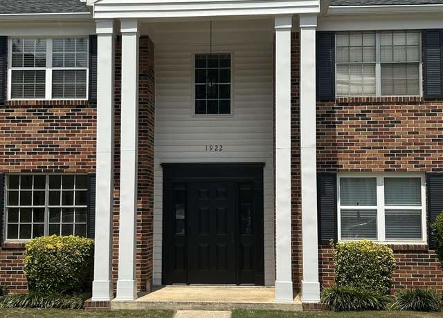 Property at 1922 Shades Cliff Ter Unit A, Homewood, AL 35216, 2 beds, 1 bath