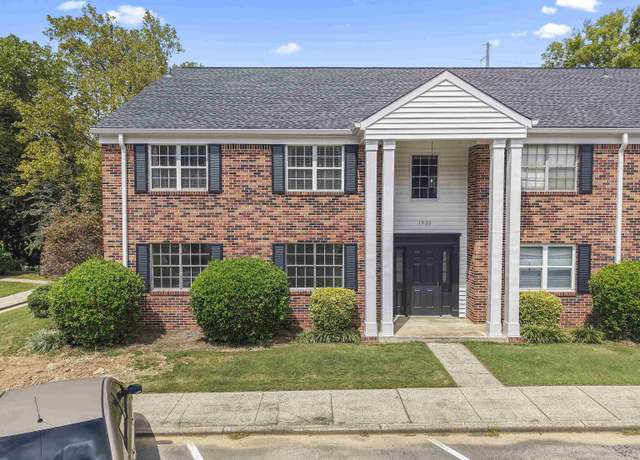 Property at 1922 Shades Cliff Ter Unit A, Homewood, AL 35216, 2 beds, 1 bath