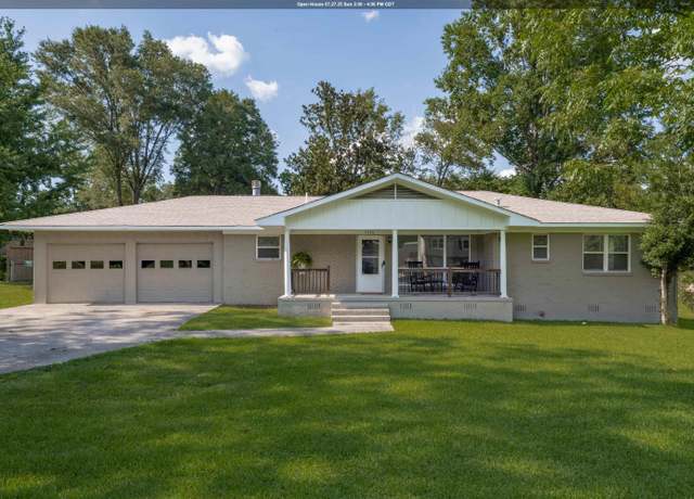 Property at 1036 7th Ave SW, Alabaster, AL 35007, 3 beds, 2 baths