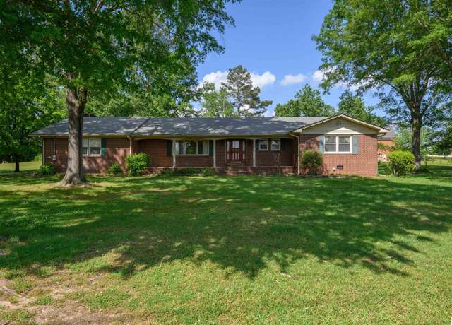 Property at 705 Brookvale Way, Attalla, AL 35954, 4 beds, 2.5 baths